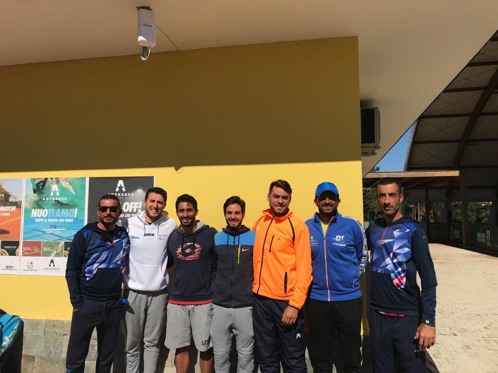 BENVENUTA SERIE A1. L’Accademia Tennis Giugliano ospita la spettacolare serie A1. Domenica grande spettacolo con Torre del Greco-Bari.