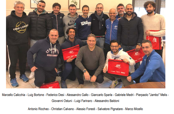 VITA DA ACCADEMIA. L’Accademia Tennis Napoli ospita il primo storico corso per Incordatori Certificati Fit di Primo Livello